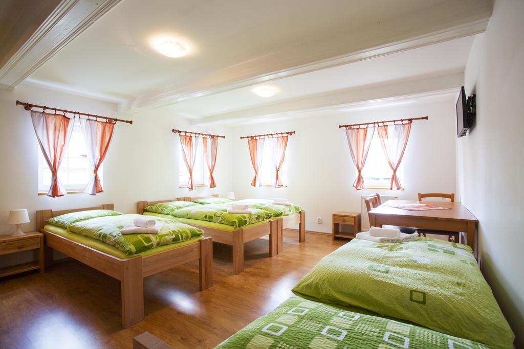 Penzion U Vyhlidky Chřibská Ruang foto